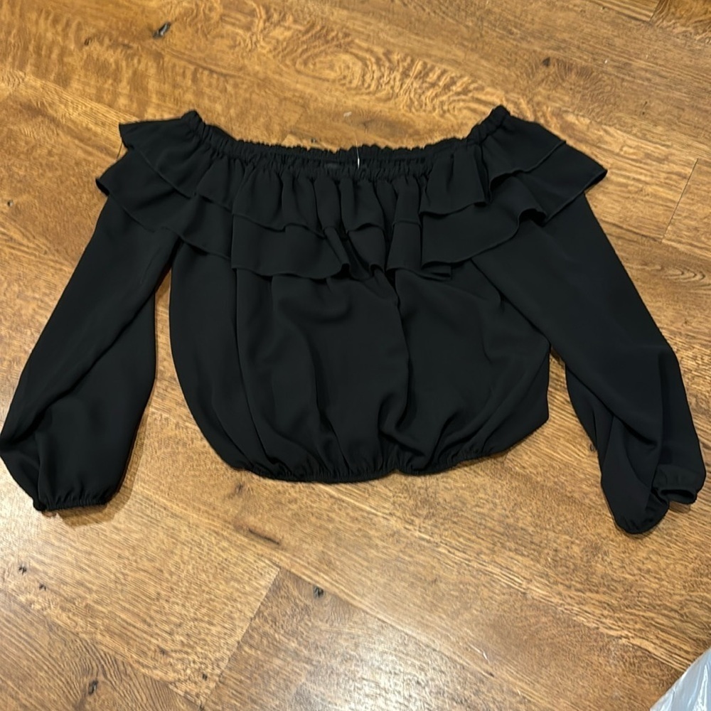 Ariella Women’s Blouse Black Size Small